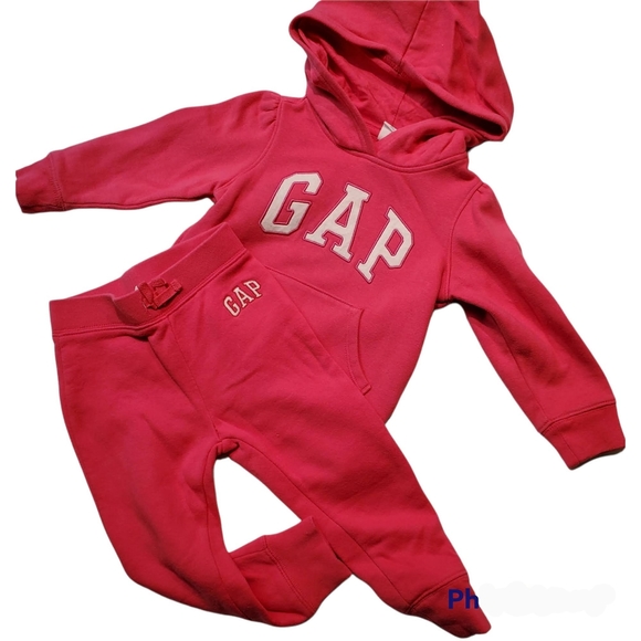 Gap Toddler Girl 2-piece Pink Hooded Sweat Suit Size 2T - Picture 1 of 3